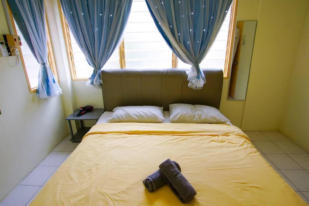 Fuji Home Bayan Lepas Esterno foto