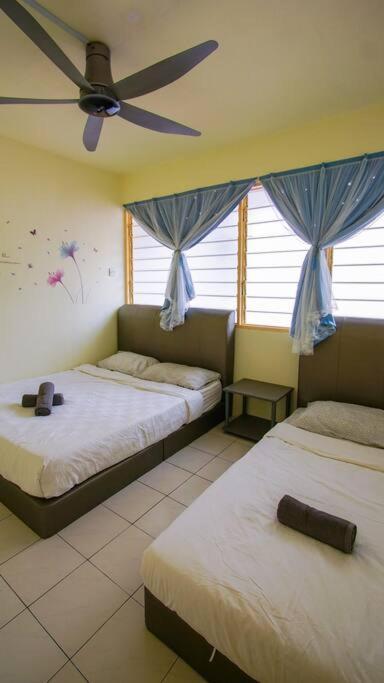 Fuji Home Bayan Lepas Esterno foto